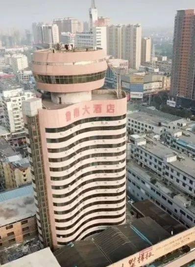 滕州三大网红公司,揭秘网络红人背后的商业帝国