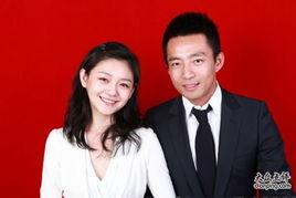 娱乐圈结婚证照爆料,甜蜜瞬间引网友热议