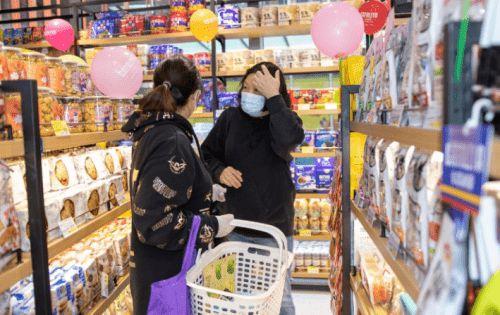 俄罗斯网红连锁超市品牌,打造时尚购物新体验